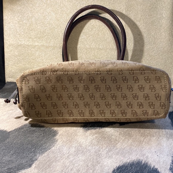 Dooney Bourke small tote bag - Picture 4 of 11